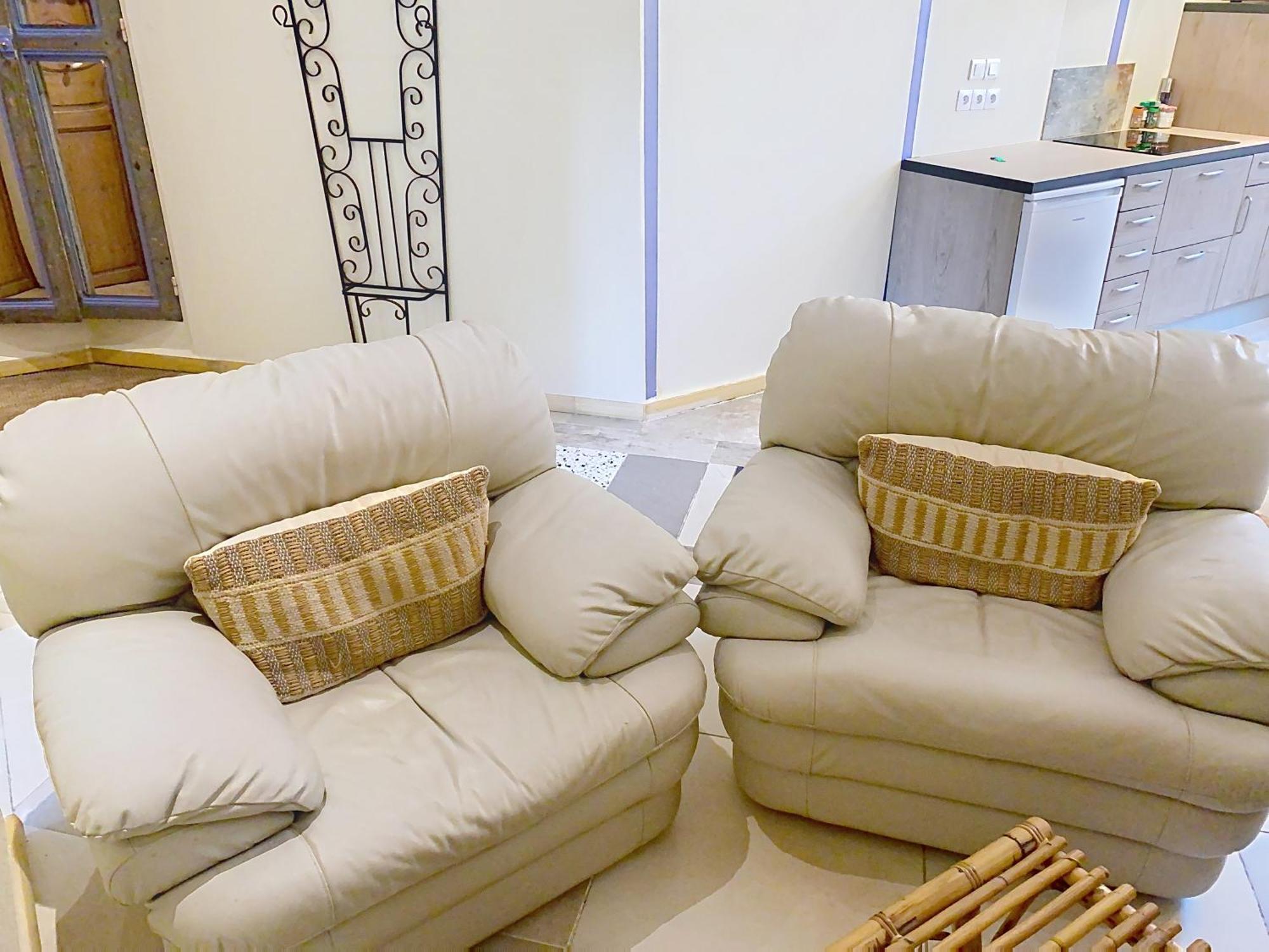Residence Verdi - Appartements Meubles En Centre Ville Bédarieux Zewnętrze zdjęcie